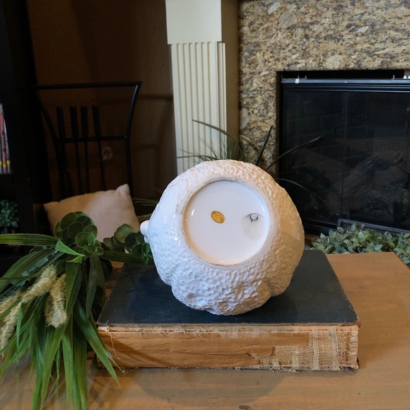 Italian White Large Ceramic Fruit Mandarin Orange Shaped Pitcher - Picture 5 of 8